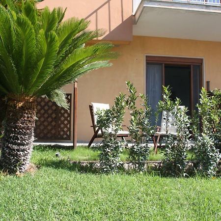 Villa Maria Мета Екстериор снимка